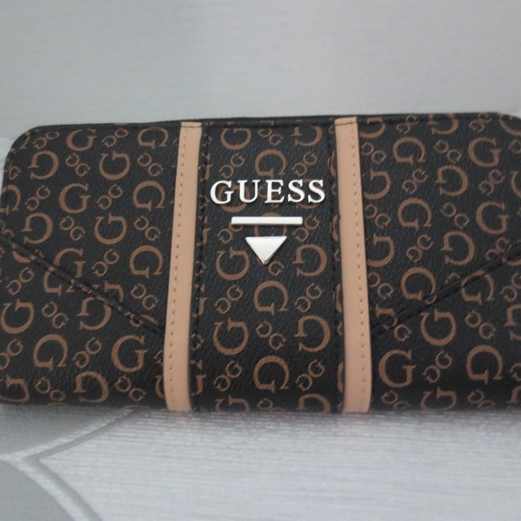 Guess Handbags - Guess Women's Nichols Logo Slim Wallet